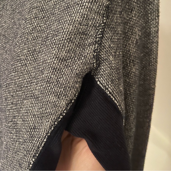 cropped long sleeve - Picture 5 of 6